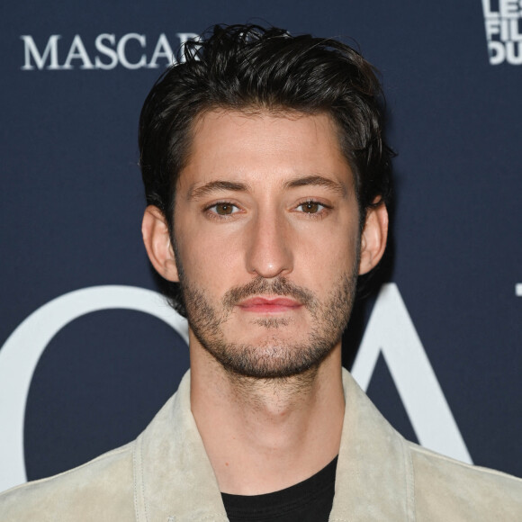 Pierre Niney - Avant-première du film "Mascarade" au cinéma Pathé Wepler à Paris. © Coadic Guirec / Bestimage