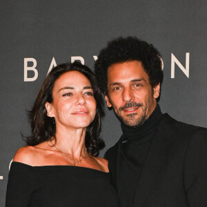 Tomer Sisley et sa femme Sandra à la première du film "Babylon" au cinéma Le Grand Rex à Paris, France, le 14 janvier 2023. © Coadic Guirec/Bestimage