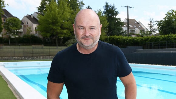 Cauet, fatigué d'entretenir son "boulet" de fils : "Il a envie de ne rien foutre"