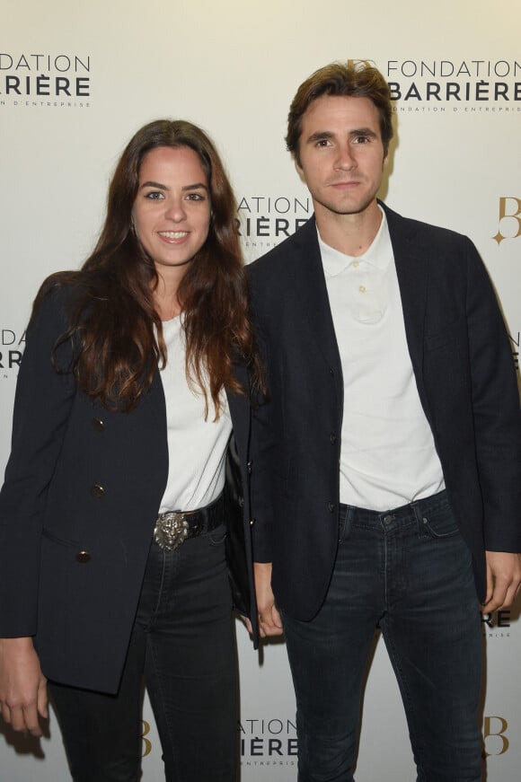 Anouchka Delon et son compagnon Julien Dereims - Remise du prix de La Fondation Barrière pour la pièce "Skorpios Au Loin" au théâtre des Bouffes-Parisiens à Paris, France, le 18 octobre 2018. © Coadic Guirec/Bestimage 