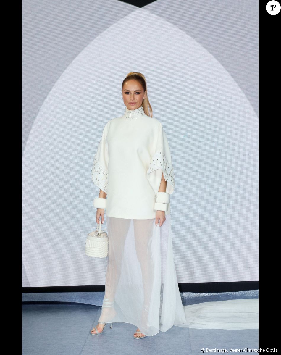 Adriana Karembeu - People au défilé de mode Haute-Couture "Stéphane Rolland" au Théâtre de Chaillot lors de la fashion week à Paris. Le 24 janvier 2023 © Veeren-Christophe Clovis / Bestimage