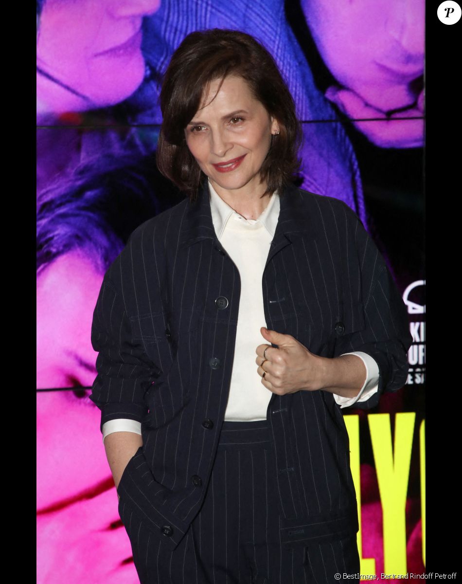 Juliette Binoche - Personnalités à la première du film "Le lycéen" au cinéma UGC Ciné Cité Les Halles à Paris. Le 17 novembre 2022 © Bertrand Rindoff Petroff / Bestimage