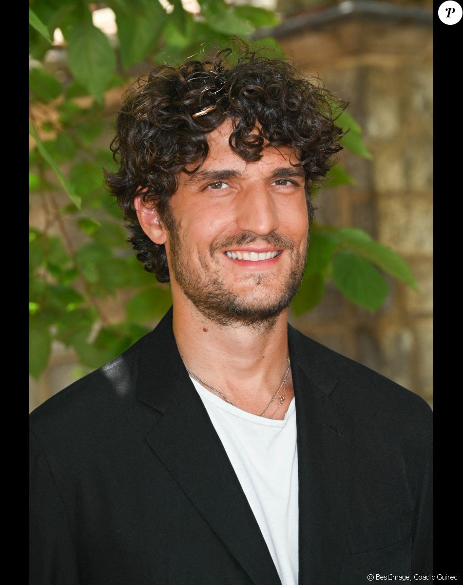 Louis Garrel au photocall du film lors du 15ème festival du film francophone de Angoulême . Le 28 août 2022. © Coadic Guirec / Bestimage