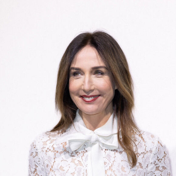 Elsa Zylberstein - Photocall au défilé de mode Haute-Couture Elie Saab au Carreau du Temple lors de la Fashion Week Printemps-été 2023 de Paris, France, le 25 janvier 2023. © Veeren/Bestimage 