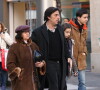 Yvan Attal, sa mere, sa fille Alice et son fils Ben - Obsèques de Kate Barry en l'église Saint-Roch à Paris. Le 19 décembre 2013.