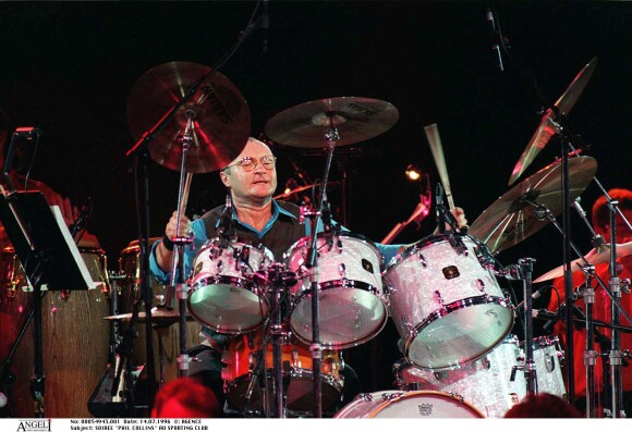 Phil Collins en concert en 1996 à Monaco