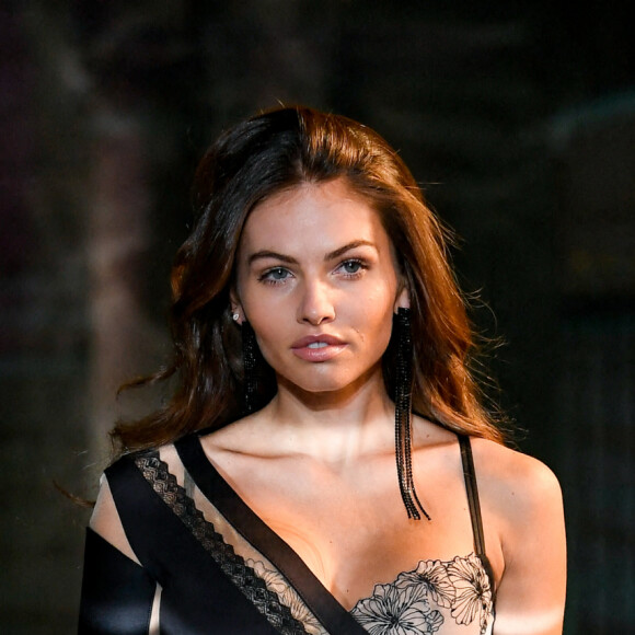 Thylane Blondeau - Défilé Etam Live Show 2022 dans les jardins des Archives Nationales lors de la fashion week printemps/été 2023 le 27 septembre 2023.
