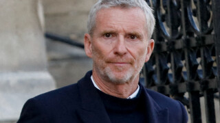 Denis Brogniart accusé d'avoir piqué des "colères folles" et humilié des collègues, il se défend