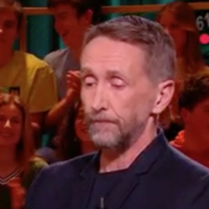 Léa Salamé et Philippe Carerivière en fou rire dans Quelle Epoque sur France 2.