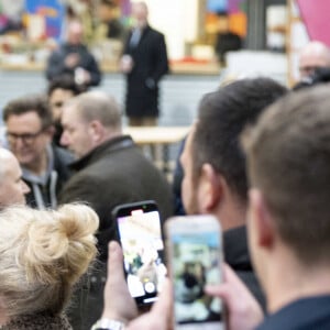 Catherine (Kate) Middleton, princesse de Galles, arrive au complexe de marché Kirkgate sur Vicar Lane à Leeds, West Yorkshire, Royaume Uni, le 31 janvier 2023, où elle rencontre des vendeurs et des membres du public pour le lancement de la campagne Shaping Us qui sensibilise à l'importance unique de la petite enfance. 