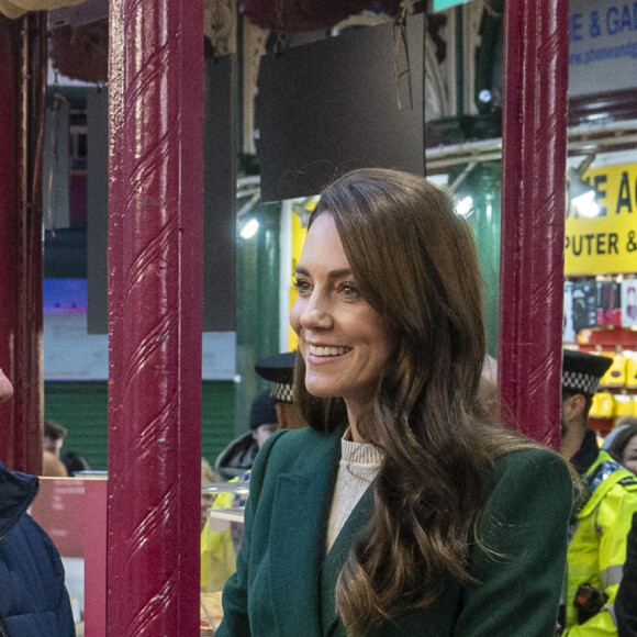 Catherine (Kate) Middleton, princesse de Galles, au complexe de marché Kirkgate sur Vicar Lane à Leeds, West Yorkshire, Royaume Uni, le 31 janvier 2023, où elle rencontre des vendeurs et des membres du public pour le lancement de la campagne Shaping Us qui sensibilise à l'importance unique de la petite enfance. 