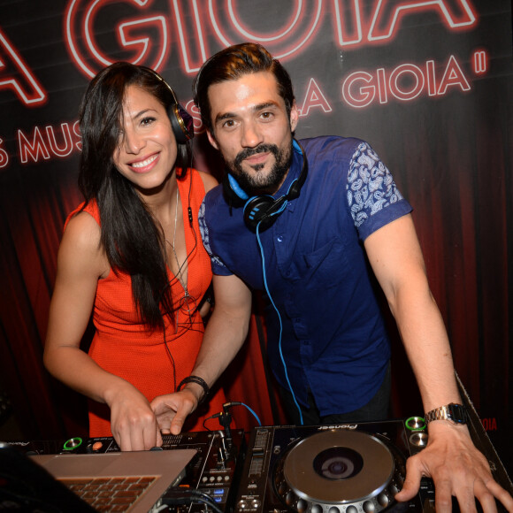 Exclusif - Florent Mothe et Zaho - Florent Mothe et Zaho aux platines du restaurant La Gioia lors de la soirée "Les musiques de la Gioia" à Paris, le 27 mai 2015.