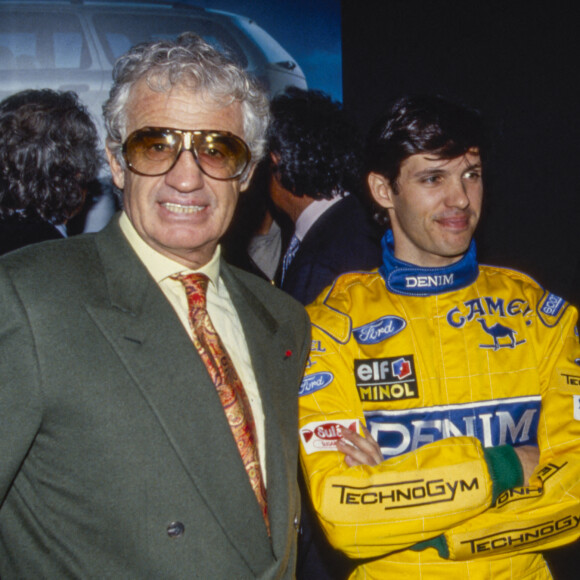 Archives - Jean-Paul Belmondo et son fils Paul Belmondo lors du lancement de la" Benetton Ford F1 à Paris. Février 1993 © DPPI / Panoramic / Bestimage 