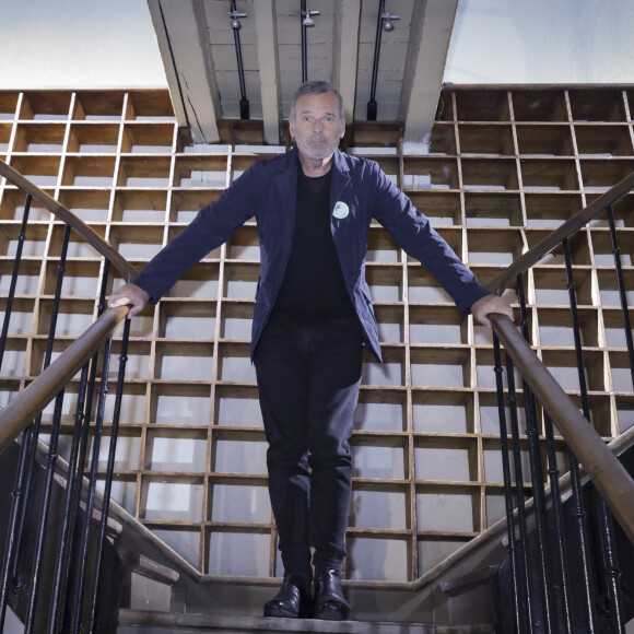 Laurent Baffie - Backstage - Enregistrement de l'émission "Animaux Stars", présentée par Bernard Montiel et diffusée le 4 février 2023 sur la chaîne Animaux. © Jack Tribeca / Bestimage