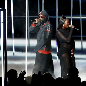 Aya Nakamura et Damso sur scène lors de la 24ème cérémonie des "NRJ Music Awards (NMA)" au Palais des Festivals à Cannes, le 18 novembre 2022. © Dylan Meiffret/Nice-Matin/Bestimage 