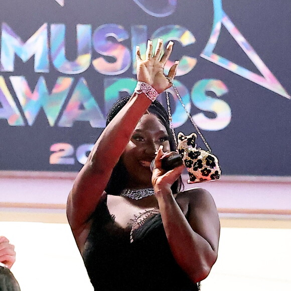 Aya Nakamura au photocall de la 24ème édition des "NRJ Music Awards (NMA)" au Palais des Festivals à Cannes le 18 novembre 2022. © Dominique Jacovides / Bestimage  24th NRJ Music Awards - Red Carpet arrivals at Palais des Festivals on November 18, 2022 in Cannes, France 