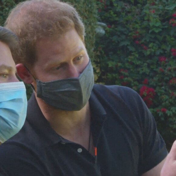 Le prince Harry fait le touriste à Los Angeles dans un bus ouvert pour l'émission de James Corden, le Late Show 