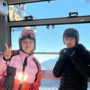 Louane et Florian Rossi en vacances à la montagne. Le 7 janvier 2023.