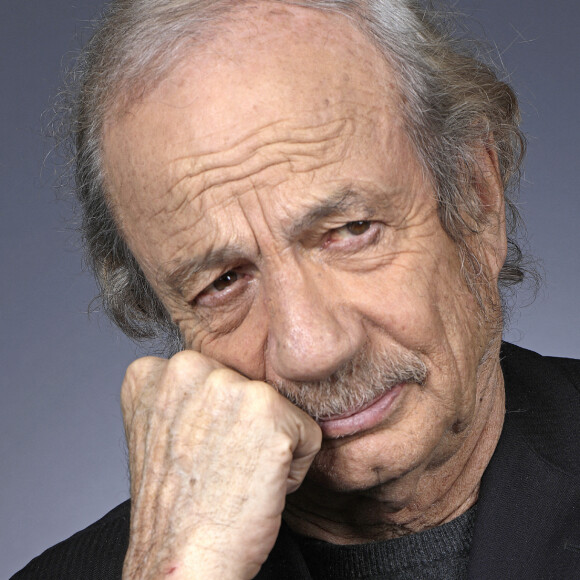 Exclusif - Portrait de Patrick Chesnais à Paris, le 9 janvier 2023. © Cédric Perrin/Bestimage