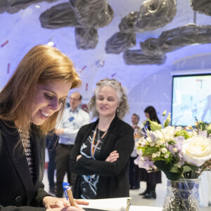 La princesse Béatrice d'York visite le laboratoire de recherche du Centre de biologie cellulaire et de recherche cutanée, Blizard Institure de l'université Queen Mary à Londres, le 7 février 2023. Elle serait pressentie pour être nommée à la tête de l'association "The British Skin Foundation".