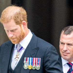 Le prince Harry, duc de Sussex, et Meghan Markle, duchesse de Sussex - Les membres de la famille royale et les invités lors de la messe célébrée à la cathédrale Saint-Paul de Londres, dans le cadre du jubilé de platine (70 ans de règne) de la reine Elisabeth II d'Angleterre. Londres, le 3 juin 2022. 