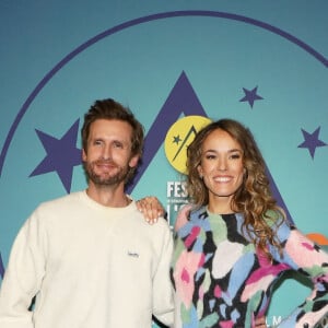 Philippe Lacheau et Elodie fontan pour le film Alibi. Com 2 au photocall de la cérémonie d'ouverture du 26ème festival international du film de comédie de l'Alpe d'Huez le 16 janvier 2023. © Dominique Jacovides / Bestimage 