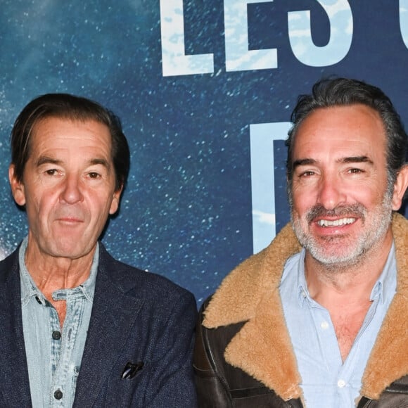 Jean-Albert Lièvre et Jean Dujardin à la première du film "Les gardiennes de la planète" au cinéma Pathé Wepler à Paris, France, le 12 février 2023. © Coadic Guirec/Bestimage 