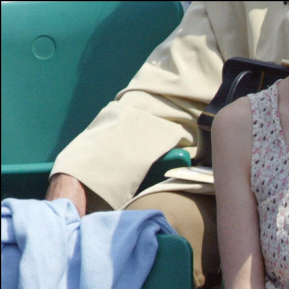 Henri Salvador et sa femme Catherine - Demi-finales du tournoi de tennis de Roland-Garros 2004