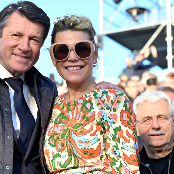 Christian Etrosi, le maire de Nice, sa femme Laura Tenoudji, Bianca, leur fille, accompagnés des petits enfants du maire, de l'artiste sculpteur Richard Orlinski, sa compagne, Elisa Bachir Bey et la chanteuse Carla Lazzari ont assisté à l'ouverture du 150eme Carnaval de Nice "Roi des Trésors du Monde" à Nice, France, le 11 février 2023. © Bruno Bebert/Bestimage 