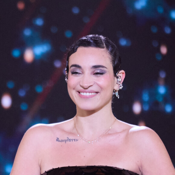 Exclusif - Camélia Jordana - Enregistrement de l'émission "La grande soirée du 31 à Fontainebleau" au Château de Fontainebleau, diffusée le 31 décembre sur France 2 © Cyril Moreau-Tiziano Da Silva / Bestimage