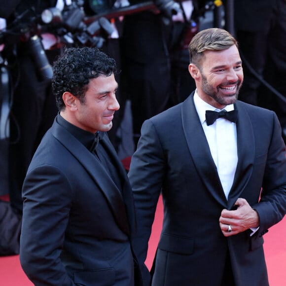 Jwan Yosef et son mari Ricky Martin - Montée des marches du film " Elvis " lors du 75ème Festival International du Film de Cannes. Le 25 mai 2022 © Dominique Jacovides / Bestimage 