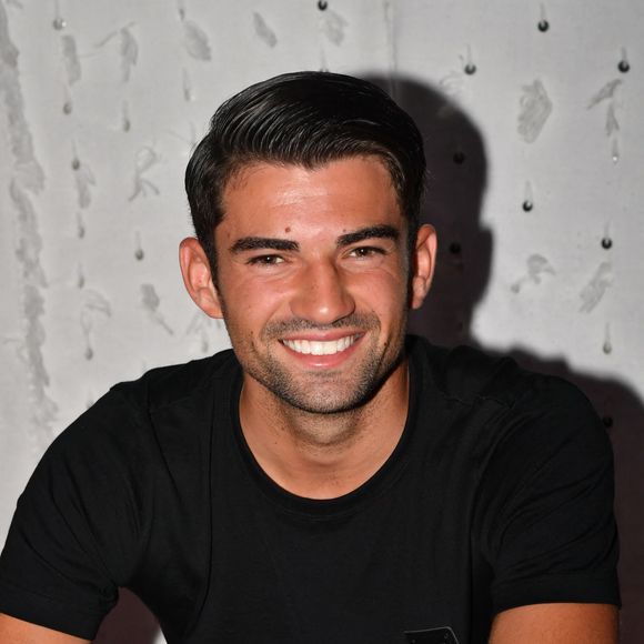 Sur le cliché, on peut voir la belle espagnole au lit avec Sia. "Tu es magique", ajoute-t-elle simplement.
Exclusif - Enzo Zidane (fils de Zinédine Zidane) - Les célébrités lors du festival "Marrakech du Rire 2018" à Marrakech, Maroc, le 24 juin 2018. © Rachid Bellak/Bestimage