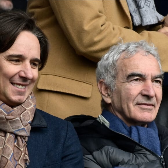 Raymond Domenech dans les tribunes lors du match de Ligue 1 "PSG - Lille (4-3)" au Parc des Princes, le 19 février 2023.  Celebrities in the stands during the match of Ligue 1 "PSG - Lille (4-3)" at the Parc des Princes. Paris, February 19th, 2023. 00457060 