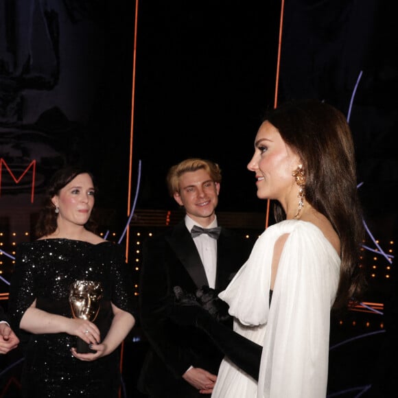 Le prince William, prince de Galles, et Catherine (Kate) Middleton, princesse de Galles, arrivent à la 76ème cérémonie des British Academy Film Awards (BAFTA) au Royal Albert Hall à Londres, le 19 février 2023. 