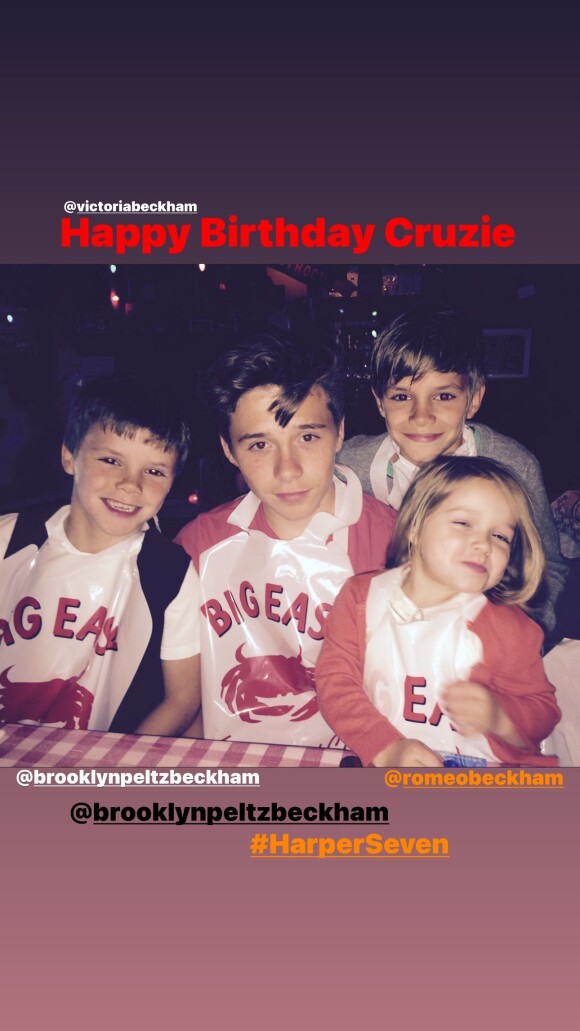 Photo de Cruz, Brooklyn, Romeo et Harper Beckham via Instagram à l'occasion de son 18ème anniversaire le 20 février 2023.
