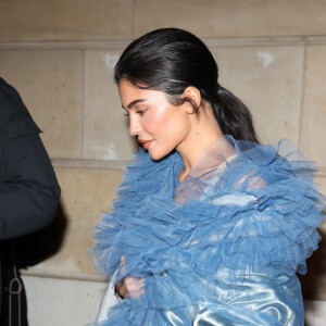 Kylie Jenner à la sortie du défilé Margiela à lors de la fashion week de Paris (PFW) le 22 janvier 2023. Moreau-Perusseau / Bestimage