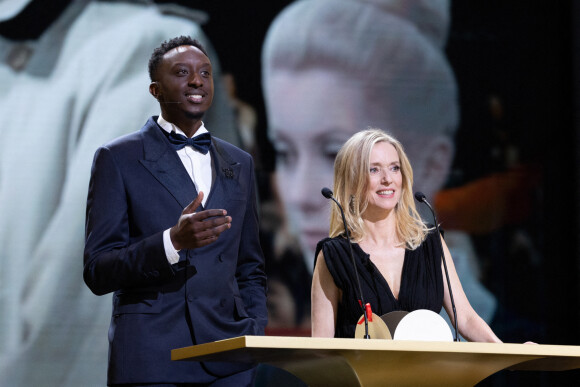 Ahmed Sylla a tout raconté le lendemain sur Instagram.
Ahmed Sylla, Léa Drucker (robe Chloé, chaussures Louboutin, bijoux Boucheron) - 48ème cérémonie des César à l'Olympia à Paris le 24 février 2023 © Borde / Jacovides / Bestimage 