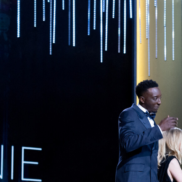 Une militante sur le plateau avec un t-shirt We have 761 days left" (Il nous reste 761 jours), Ahmed Sylla, Léa Drucker (robe Chloé, chaussures Louboutin, bijoux Boucheron) - 48ème cérémonie des César à l'Olympia à Paris le 24 février 2023 © Borde / Jacovides / Bestimage 