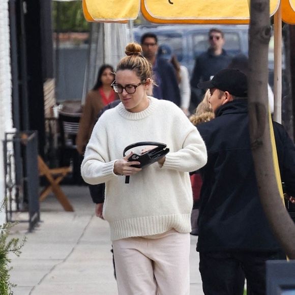 Rumer Willis, enceinte, est dans la rue à West Hollywood. 
