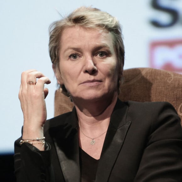 Elise Lucet au débat "Les combats du journalisme", organisé par Reporters sans Frontières, à l'occasion de la Journée mondiale de la Liberté de la Presse au Théâtre du Rond-Point à Paris. © Stéphane Lemouton / Bestimage