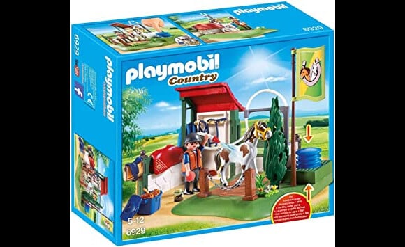 Votre enfant va pouvoir s'amuser avec de l'eau grâce à ce jeu Playmobil Country box de lavage pour chevaux