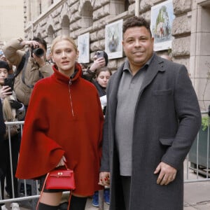 Celina Locks et son compagnon le footballeur Ronaldo - Arrivées au défilé de mode prêt-à-porter automne-hiver 2023/2024 "Hermes" à la Garde Républicaine lors de la Fashion Week de Paris. Le 4 mars 2023 © Christophe Aubert via Bestimage 