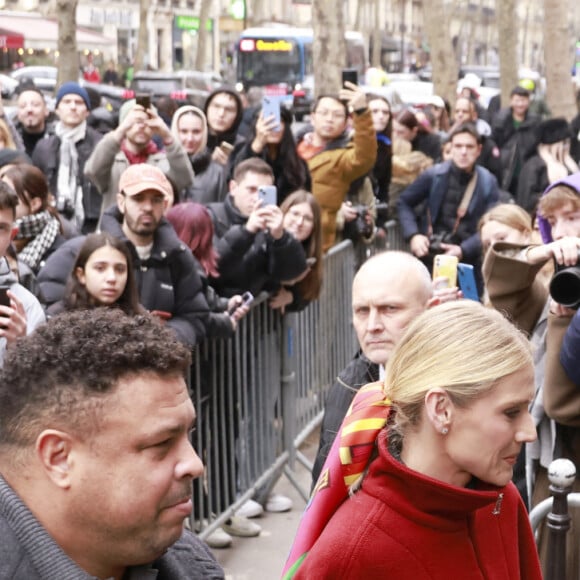 Le footballeur Ronaldo et sa compagne Celina Locks - Arrivées au défilé de mode prêt-à-porter automne-hiver 2023/2024 "Hermes" à la Garde Républicaine lors de la Fashion Week de Paris. Le 4 mars 2023 © Christophe Aubert via Bestimage 