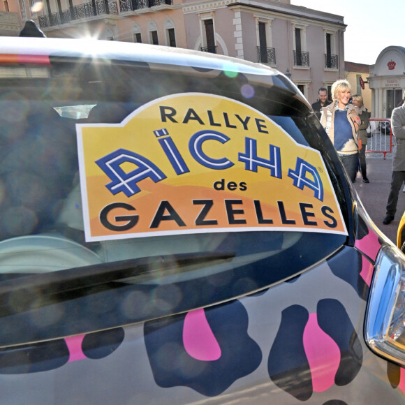 La princesse Stéphanie de Monaco, accompagnée de Dominique Serra, fondatrice et organisatrice du rallye, mais aussi de la ministre de l'économie et des finances du Maroc Nadia Fettah Alaoui et du parrain de coeurde la course, Jean Marc Généreux, a donné le départ de la 32ème édition du Rallye des Gazelles "Rallye Aïcha des e-gazelles" sur la place du palais princier à Monaco, le 4 mars 2023 avant le départ de l'ensemble des équipages à Nice. © Bruno Bebert/Bestimage