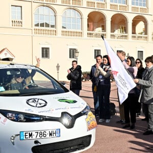 La princesse Stéphanie de Monaco, accompagnée de Dominique Serra, fondatrice et organisatrice du rallye, mais aussi de la ministre de l'économie et des finances du Maroc Nadia Fettah Alaoui et du parrain de coeurde la course, Jean Marc Généreux, a donné le départ de la 32ème édition du Rallye des Gazelles "Rallye Aïcha des e-gazelles" sur la place du palais princier à Monaco, le 4 mars 2023 avant le départ de l'ensemble des équipages à Nice. © Bruno Bebert/Bestimage