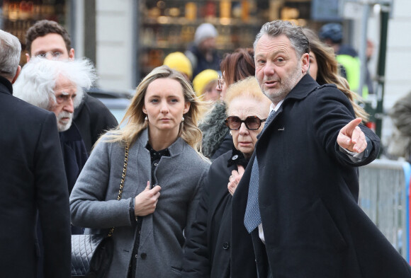 Arlette, la veuve de J.Fontaine, et son fils Frédéric - Cérémonie funéraire de la légende du football français Just Fontaine en la cathédrale Saint-Etienne de Toulouse, France, le 6 mars 2023. Just Fontaine, sélectionné à 21 reprises en équipe de France, Just Fontaine s'illustre lors de la Coupe du monde de 1958 dont il est meilleur buteur avec treize buts un record qui tient toujours en 2023. Sa carrière de joueur prend fin prématurément en 1960, à cause d'une blessure, est décédé à l'âge de 89 ans le 1er mars 2023. © Patrick Bernard/Bestimage