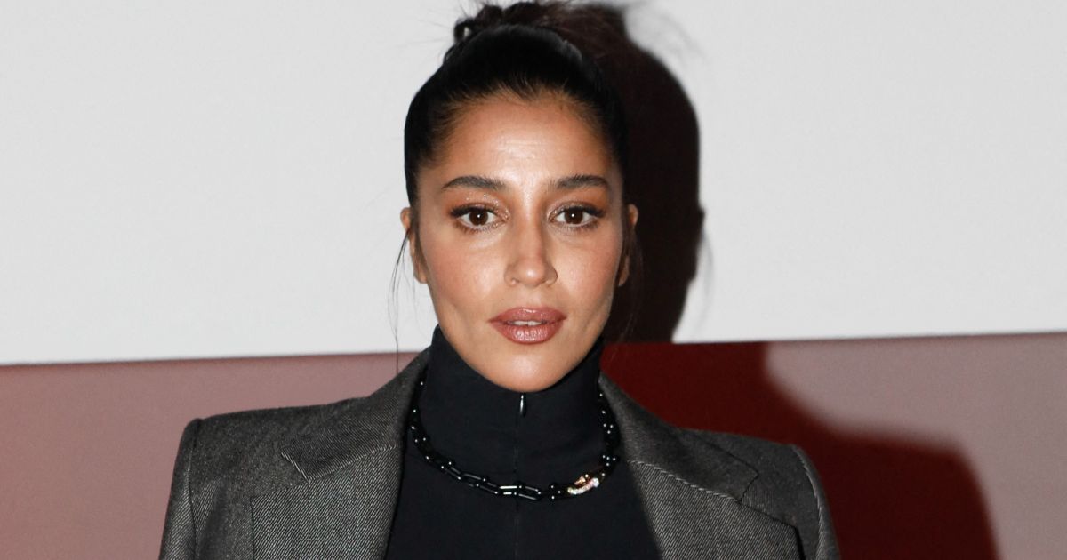 Leïla Bekhti Front Row au défilé Marcia prêtàporter automnehiver