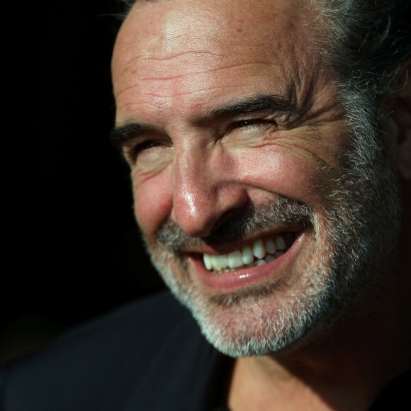 La mère de ses fils Jules et Simon est Gaëlle Demars
Exclusif - Jean Dujardin et le réalisateur Jean-Albert Lièvre font la promotion du documentaire "Les Gardiennes de la Planète" au Yacht Club de Monaco, le 9 février 2023. Jean Dujardin assure la voix-off de ce long métrage attendu dans les salles le 22 février 2023. © Jean-François Ottonello / Nice Matin / Bestimage 