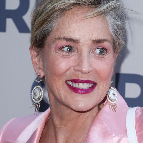 Sharon Stone au photocall de la soirée Core Gala à Los Angeles le 10 juin 2022. 