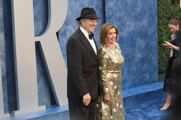 Paul Pelosi et sa femme Nancy Pelosi au photocall de la soirée "Vanity Fair" lors de la 95ème édition de la cérémonie des Oscars à Los Angeles, le 12 mars 2023. 